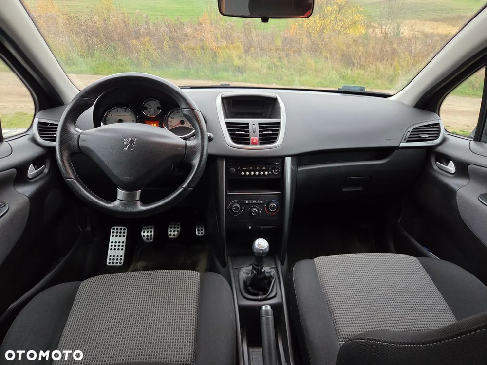 Peugeot 207 1.4 Sportium - 10