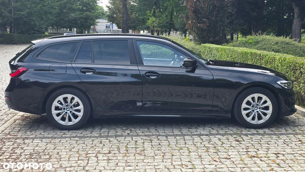 BMW Seria 3 318d MHEV Business Edition - 8