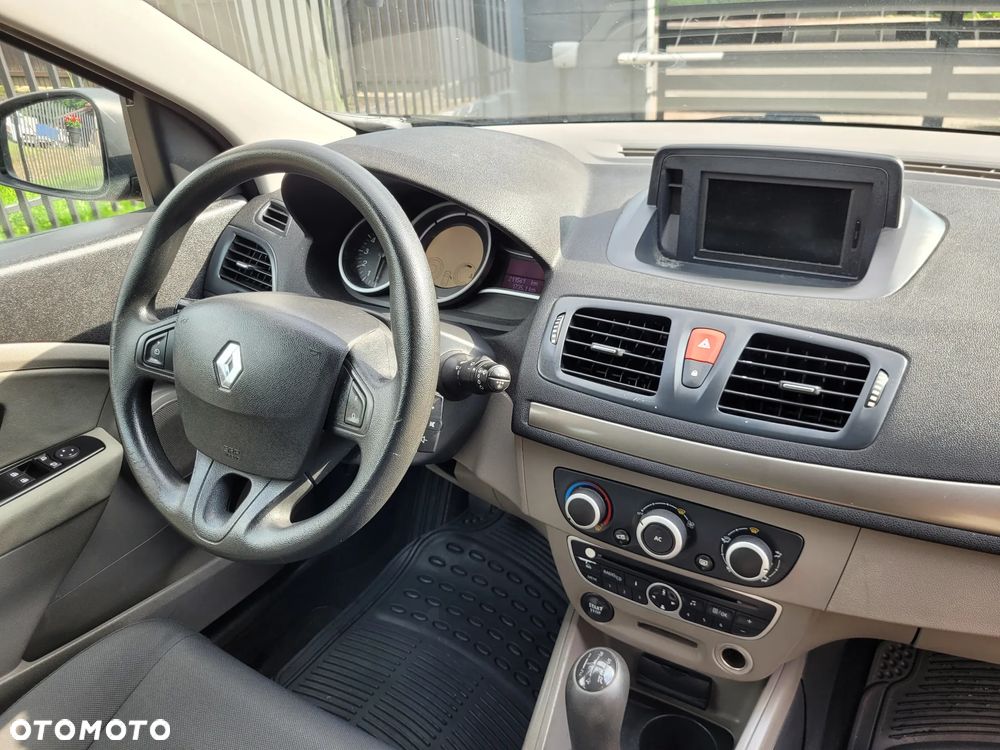 Renault Megane - 24