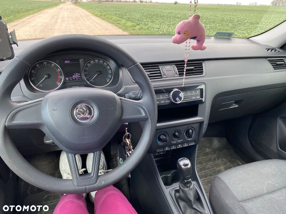 Skoda RAPID 1.2 TSI Active - 9