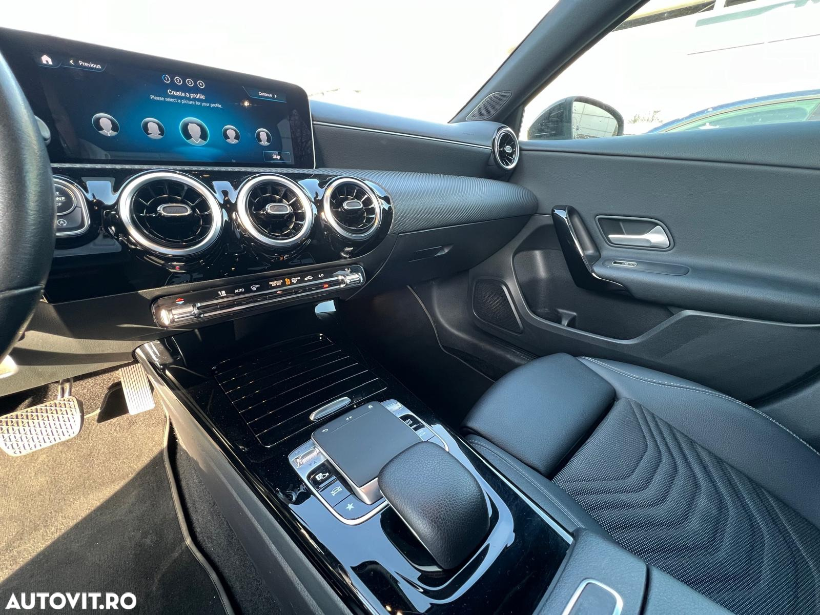 Mercedes-Benz A - 18