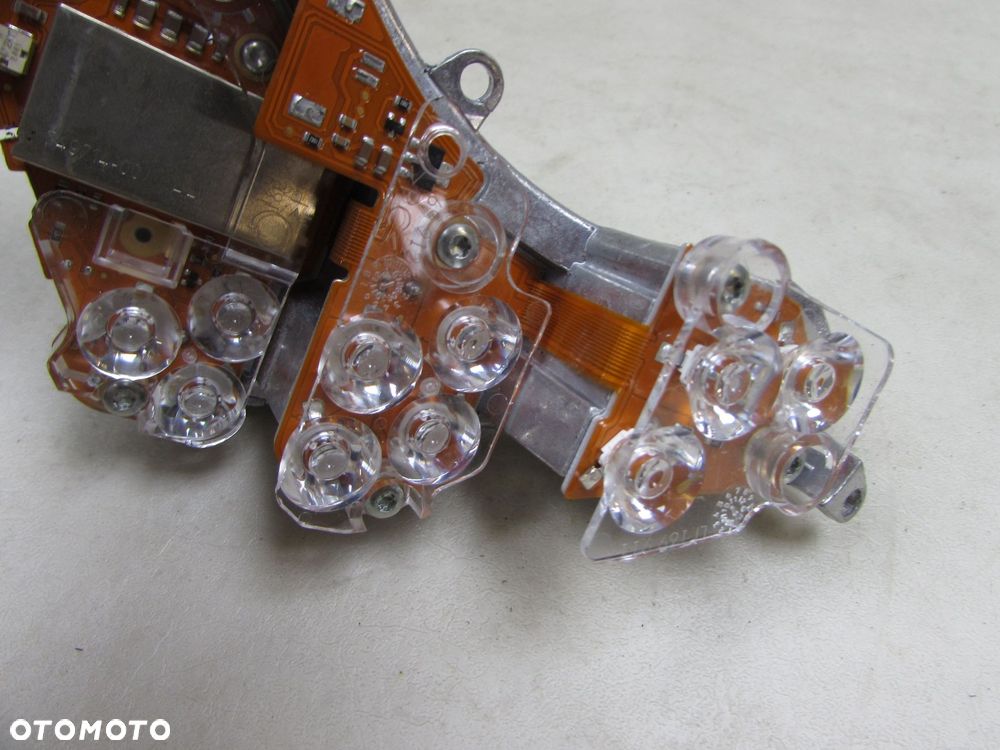 MERCEDES E KLASA W212 MODUL PRZETWORNICA LED KIERUNKOWSKAZ LEWY 16858901 - 5