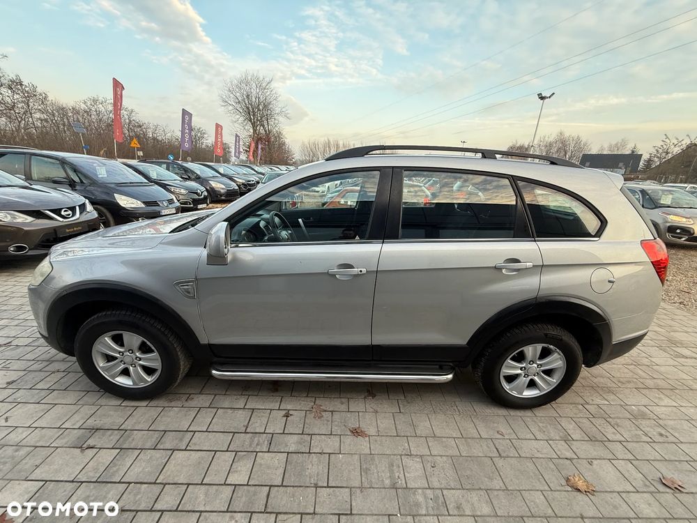 Chevrolet Captiva 2.4 2WD 7 Sitzer LS - 13