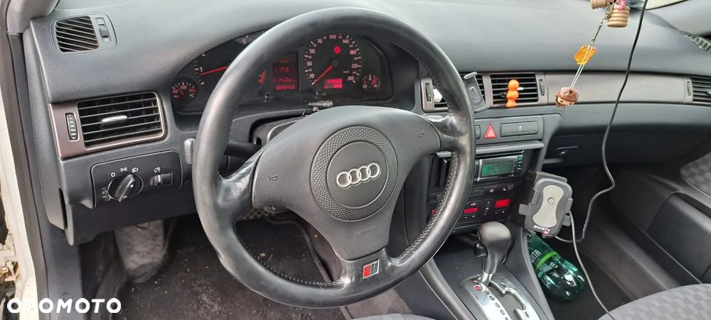 Audi A6 ver-2-4-tiptronic - 10