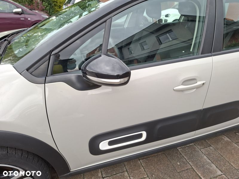 Citroën C3 Pure Tech 83 S&S LIVE - 13