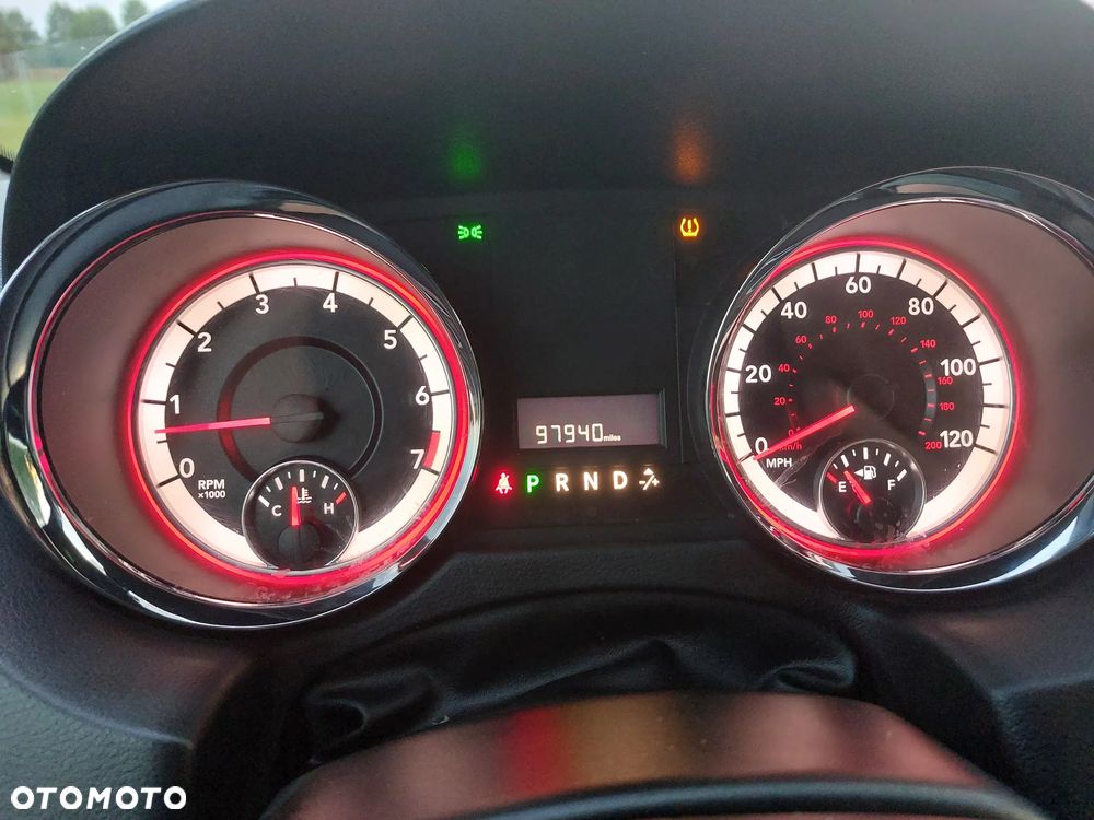Dodge Grand Caravan - 18
