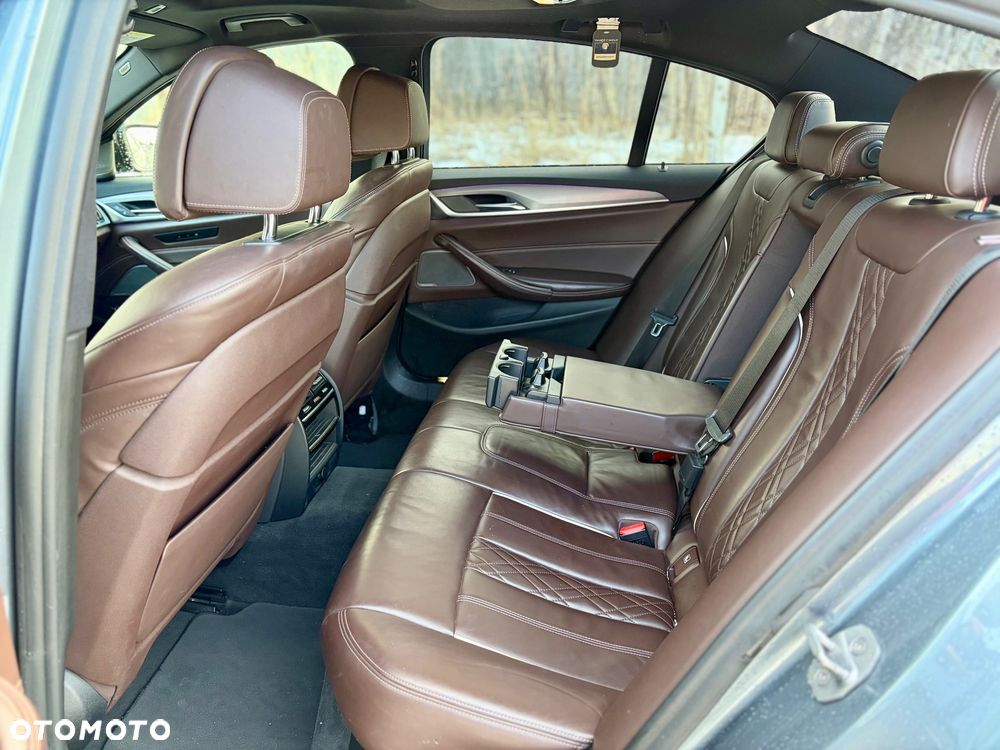 BMW Seria 5 530d M Sport sport - 9