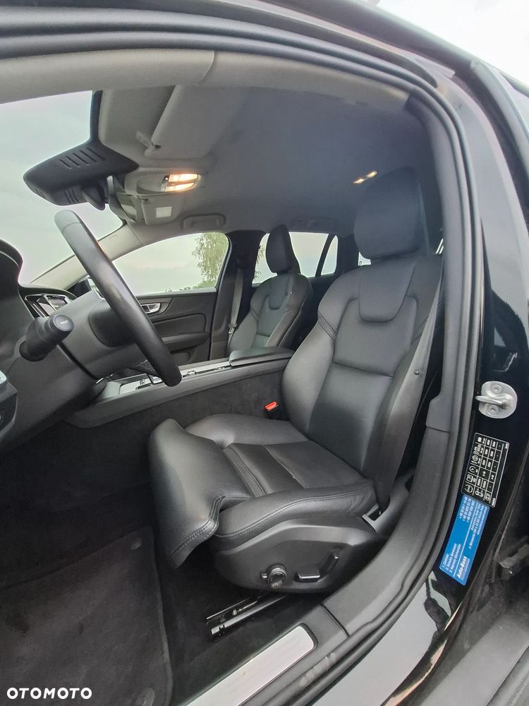 Volvo V60 Cross Country Plus B4 D AWD - 10