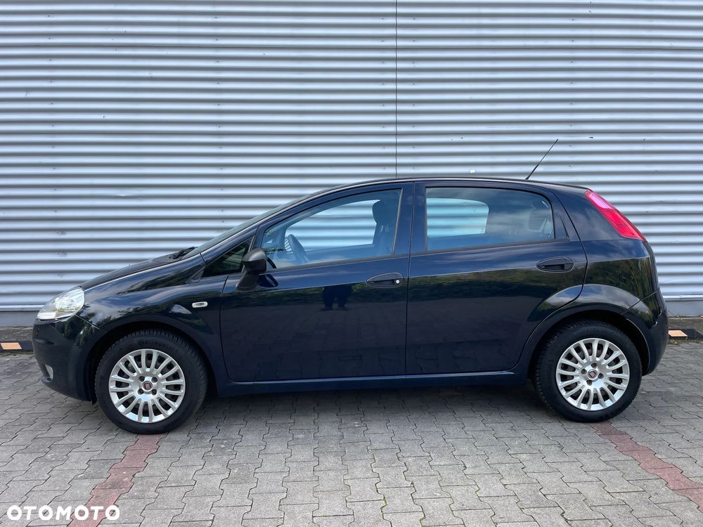 Fiat Punto 1.2 Young - 2