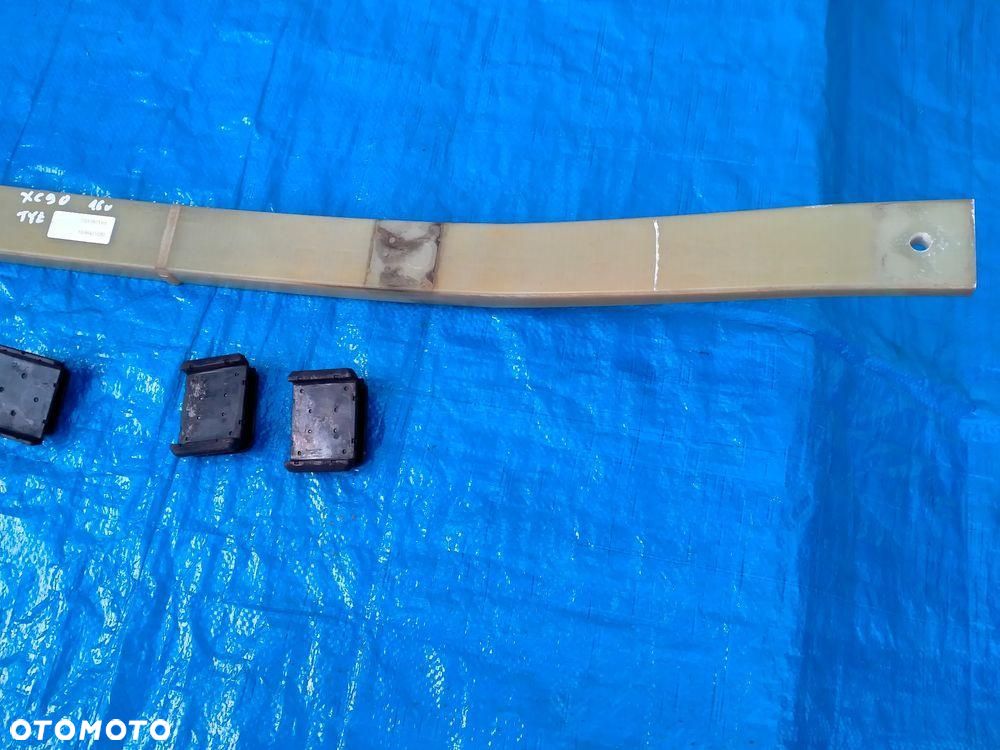 Volvo XC90 II Pióro Resor Tył Tylny 31387164 2016r - 4