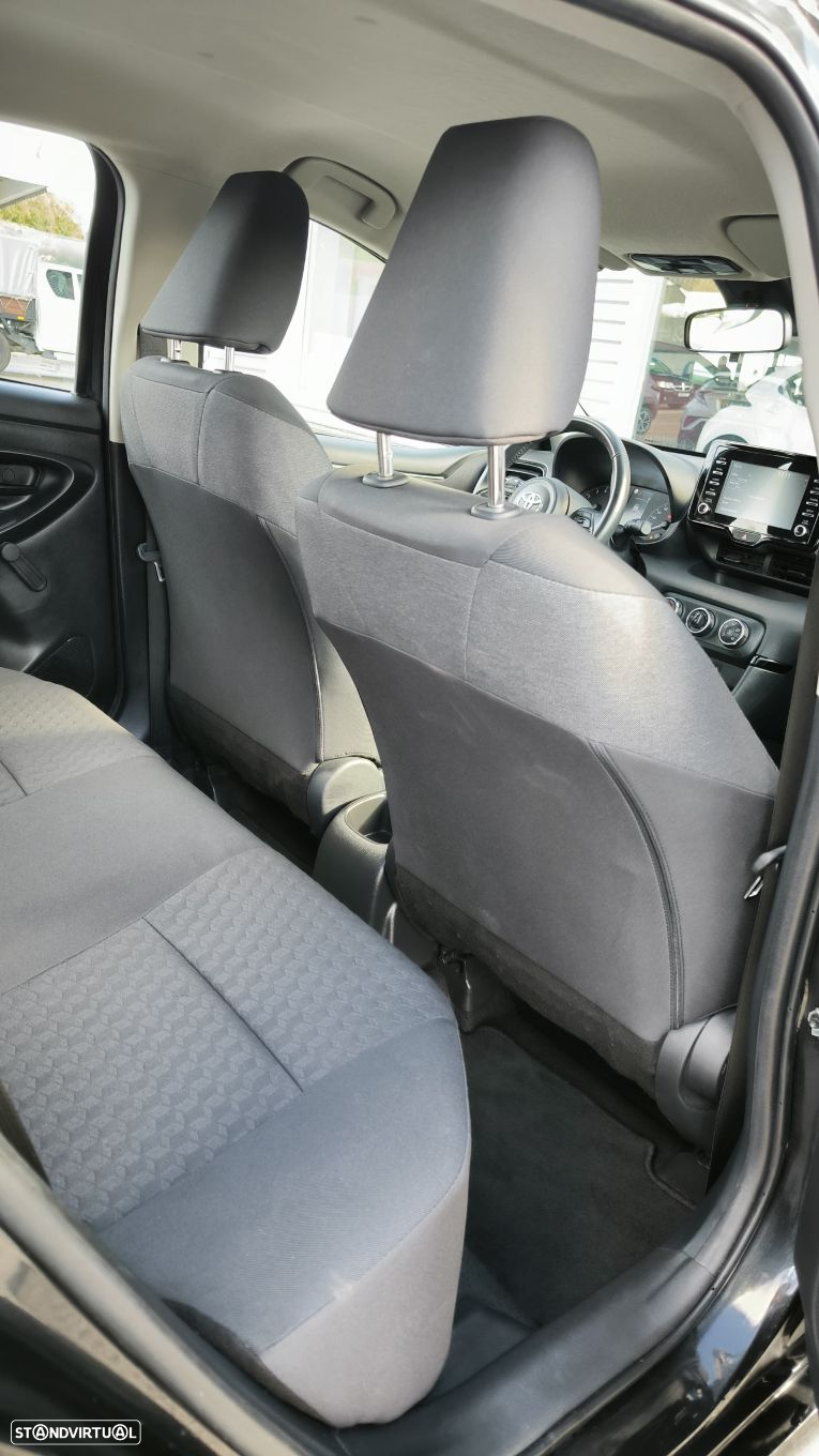 Toyota Yaris - 5