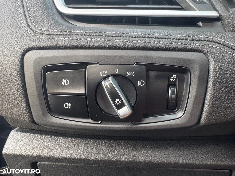 BMW Seria 2 220d Aut. Luxury Line - 32