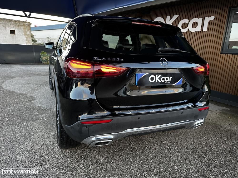 Mercedes-Benz GLA 250 e 8G-DCT Progressive - 13