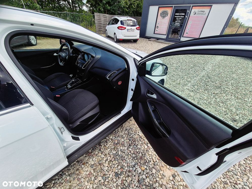 Ford Focus - 29