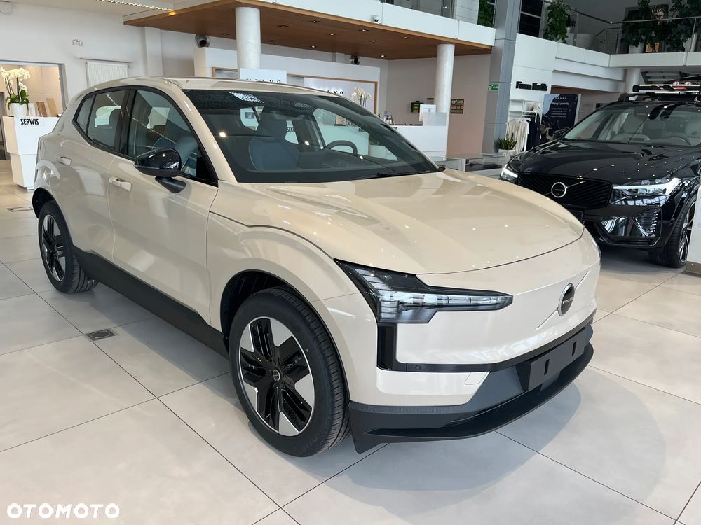 Volvo EX30 51kWh Single Motor Plus - 4