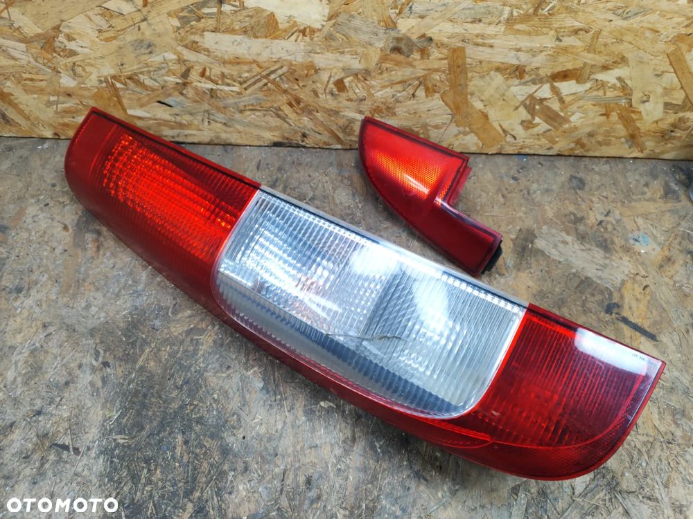 lampa tył lewa kompletna + wkład lampy do MERCEDES Vito w639 03-