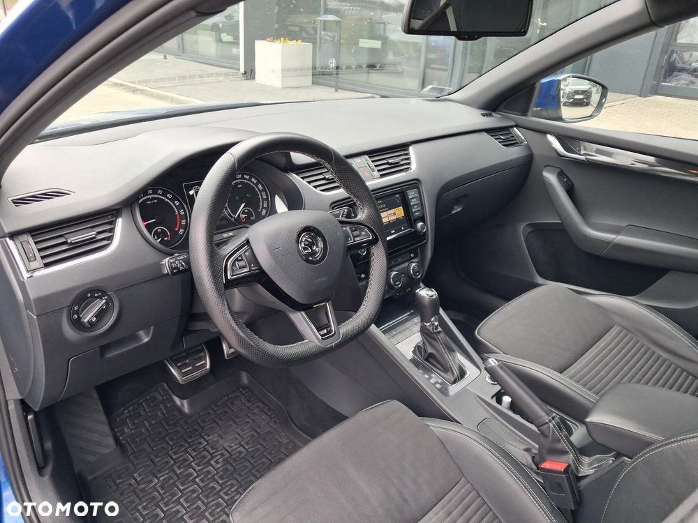 Skoda Octavia 2.0 TDI SCR RS DSG - 11