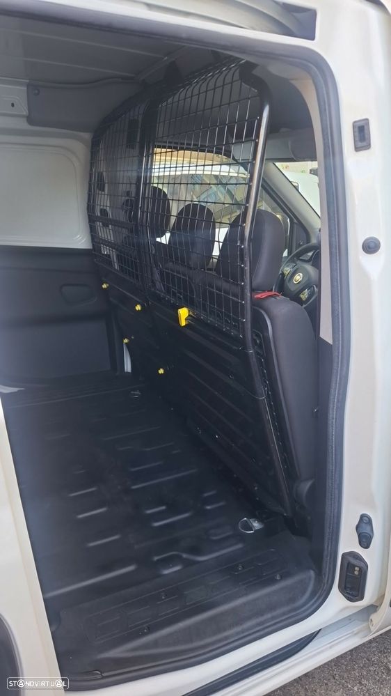 Fiat Doblo 1.3 Multijet - 12