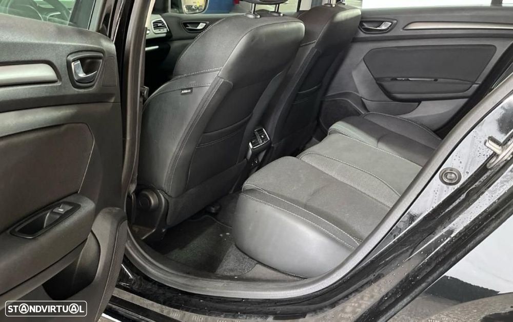 Renault Mégane Sport Tourer 1.5 Blue dCi Equilibre EDC - 6