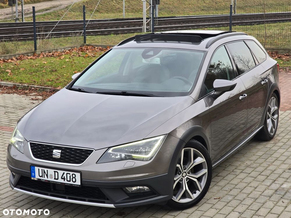 Seat Leon 2.0 TDI Start&Stop 4Drive DSG X-Perience - 33