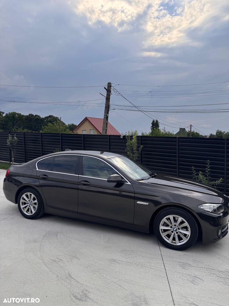 BMW Seria 5 520d xDrive AT - 1