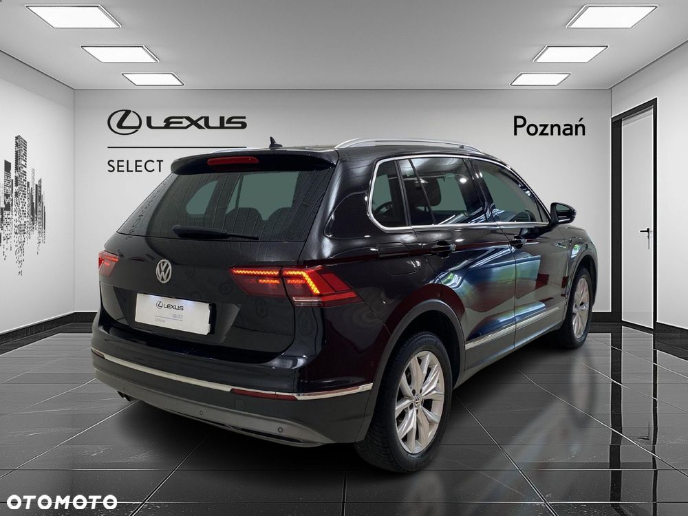 Volkswagen Tiguan - 5