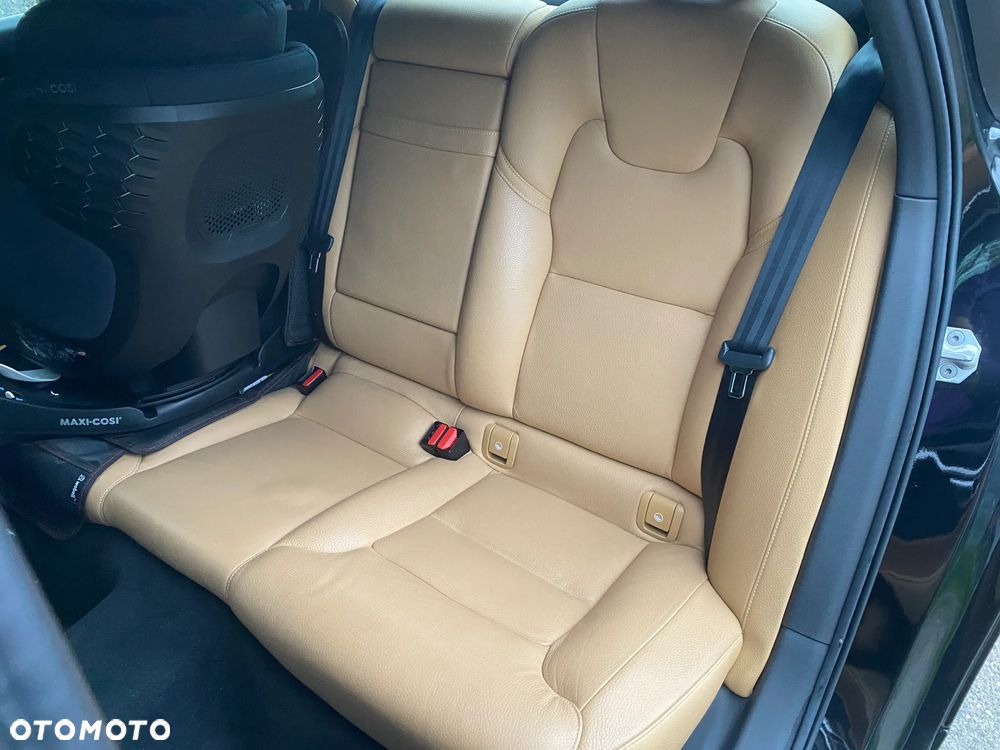 Volvo S90 T5 Geartronic Momentum - 32