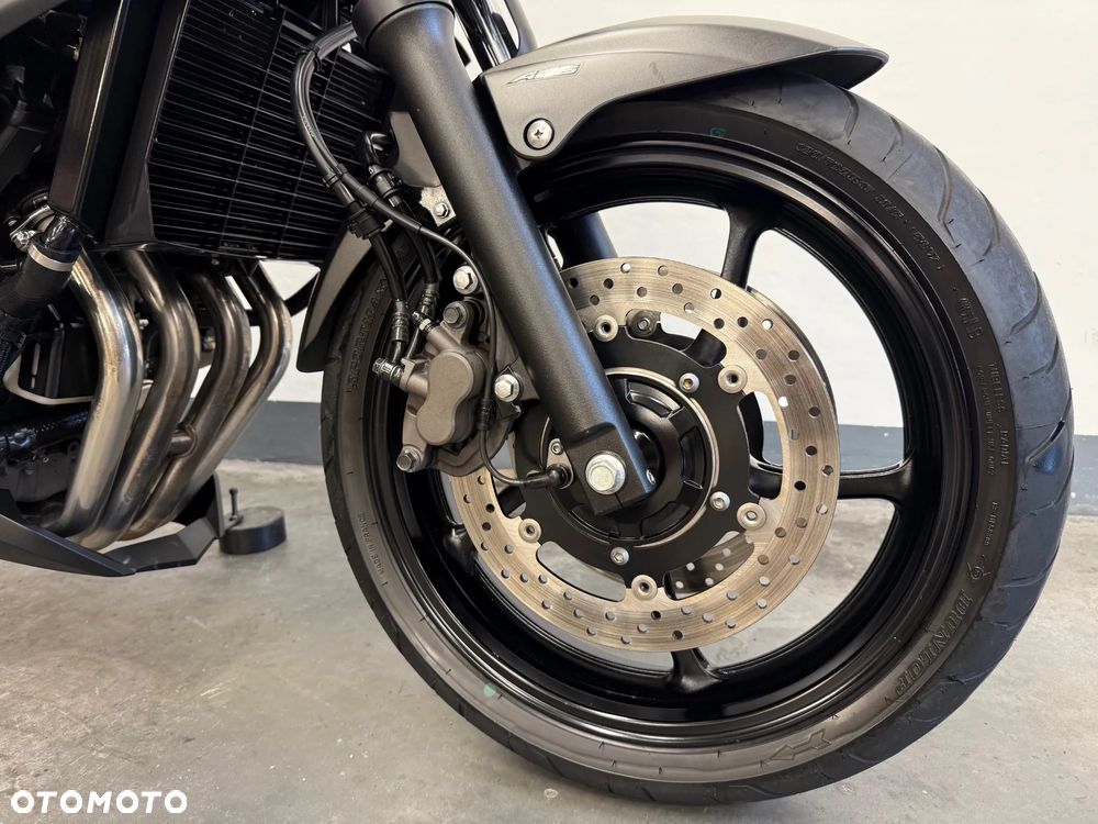 Yamaha XJ - 7