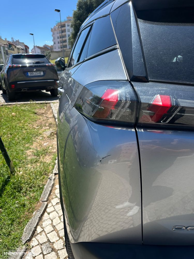 Peugeot 2008 1.2 PureTech Allure - 11