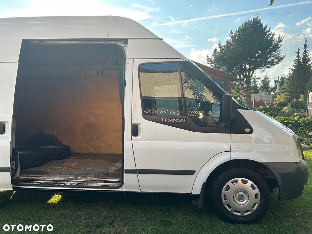 Ford Transit - 11
