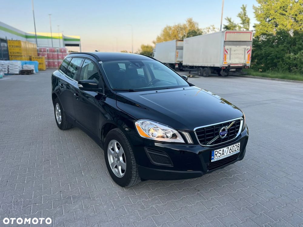 Volvo XC 60 2.4D AWD Momentum - 22