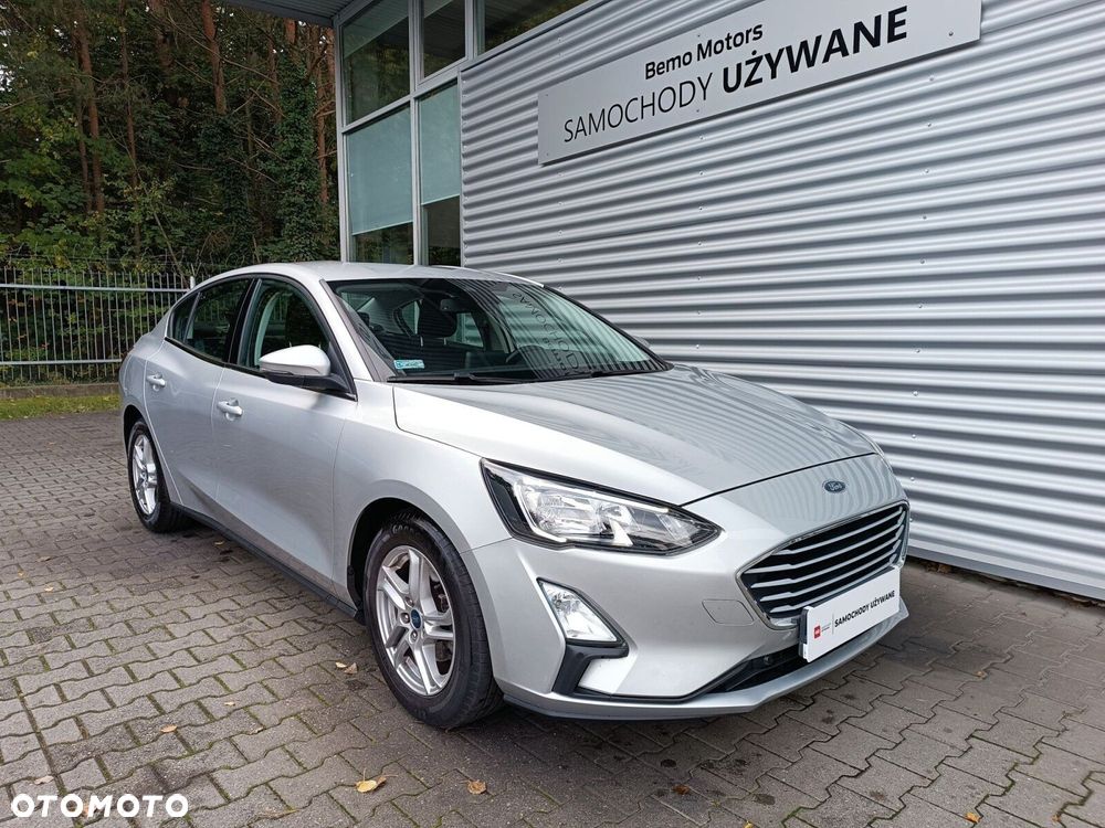 Ford Focus 1.0 EcoBoost Titanium - 9