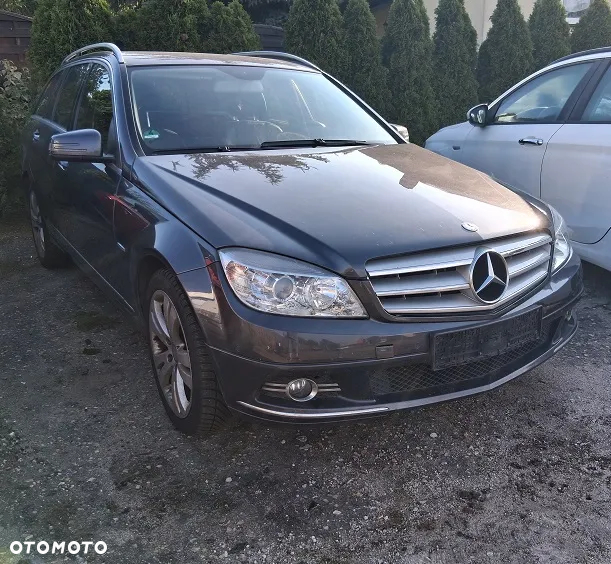 Mercedes-Benz Klasa C 220 T CDI Edition - 3