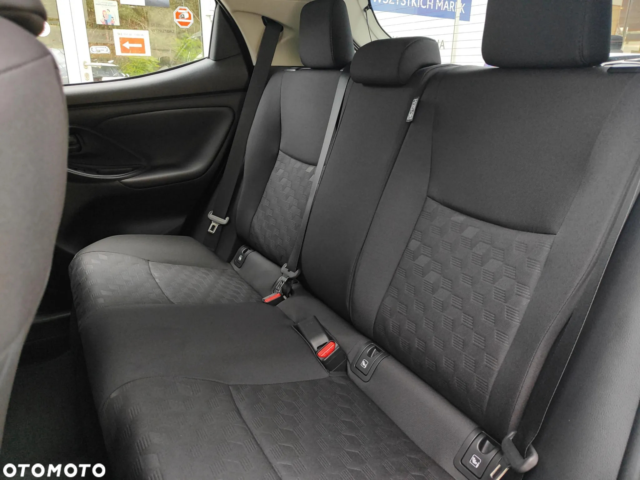 Toyota Yaris - 26