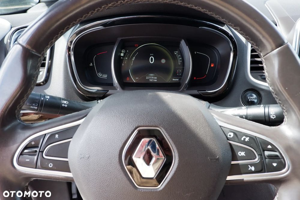 Renault Espace 1.6 dCi Energy SL Techno EDC 7 os - 16