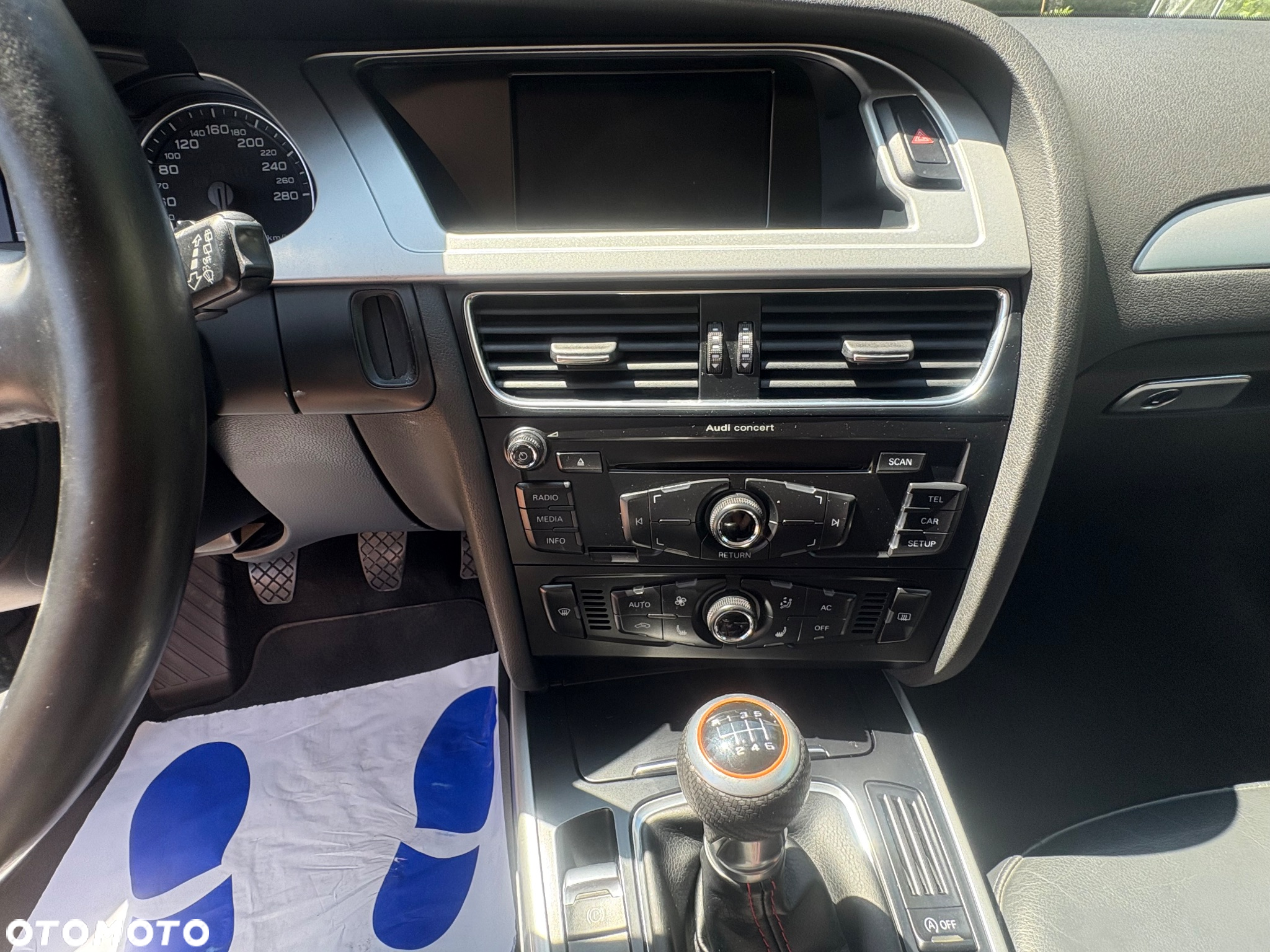 Audi A4 - 24