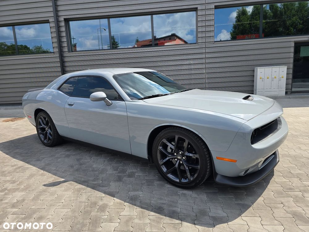 Dodge Challenger - 4