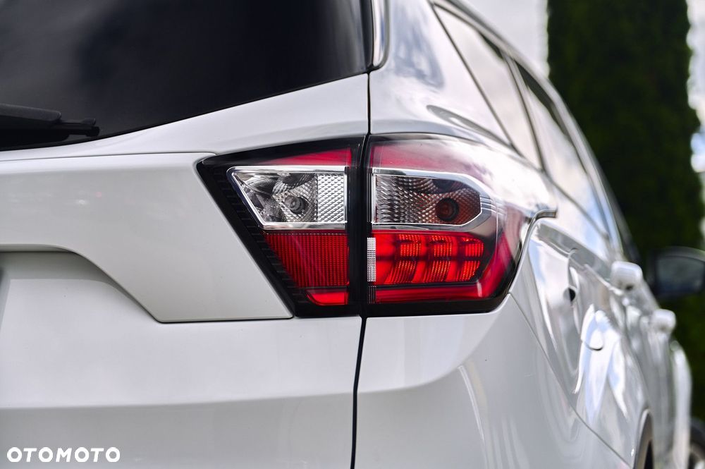 Ford Kuga 2.0 TDCi FWD Edition - 39