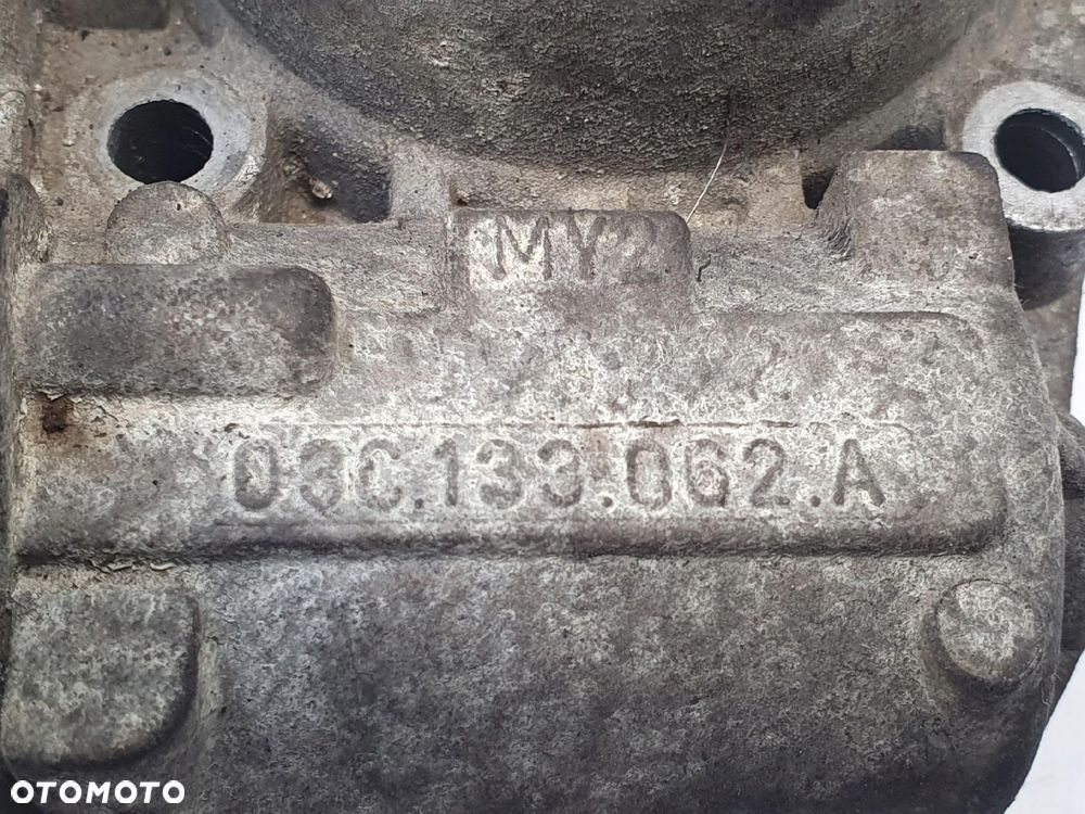 PRZEPUSTNICA VW Golf V Skoda Octavia II Audi A3 8P 1.6 FSI 03C133062A - 2