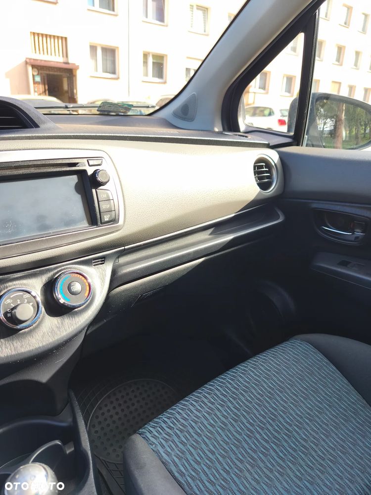Toyota Yaris 1.0 Sol - 14