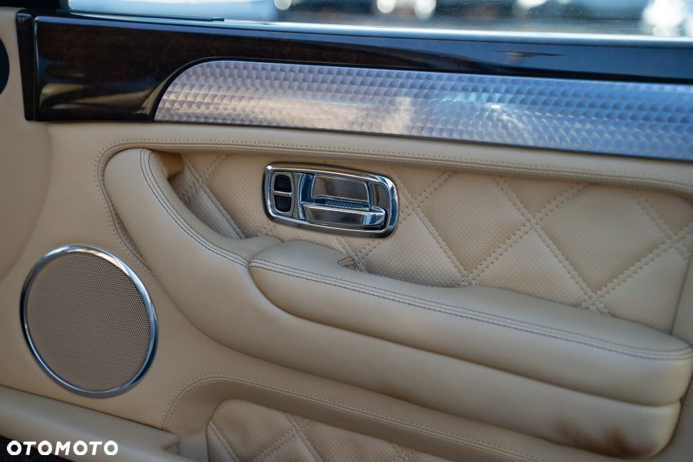Bentley Arnage T - 17