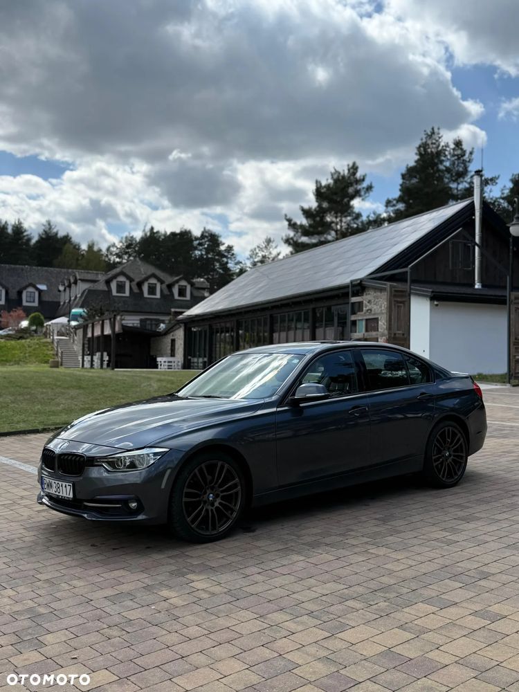 BMW Seria 3 328i xDrive Sport-Aut Sport Line - 2