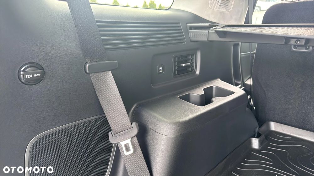 Hyundai Santa Fe - 32