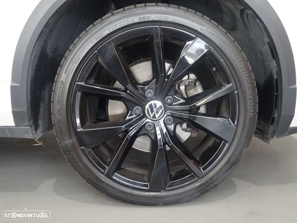 VW T-Roc 1.5 TSI R-Line DSG - 38
