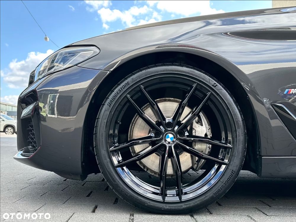 BMW Seria 5 540i xDrive - 9