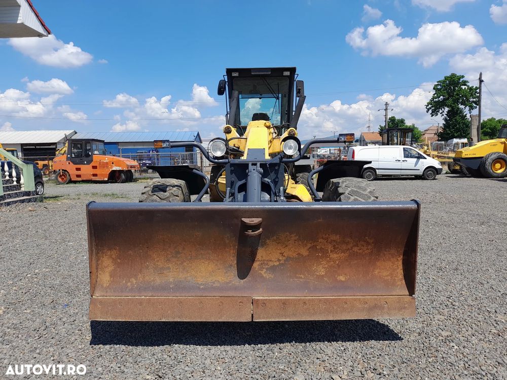 New Holland F156.6 - 5