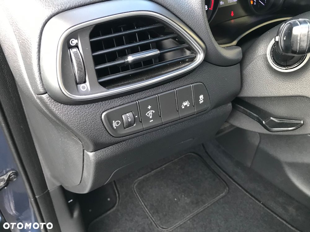 Hyundai i30 1.4 Passion Plus - 18