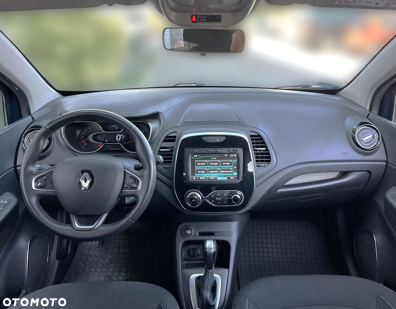 Renault Captur 1.3 Energy TCe FAP Limited EDC - 11