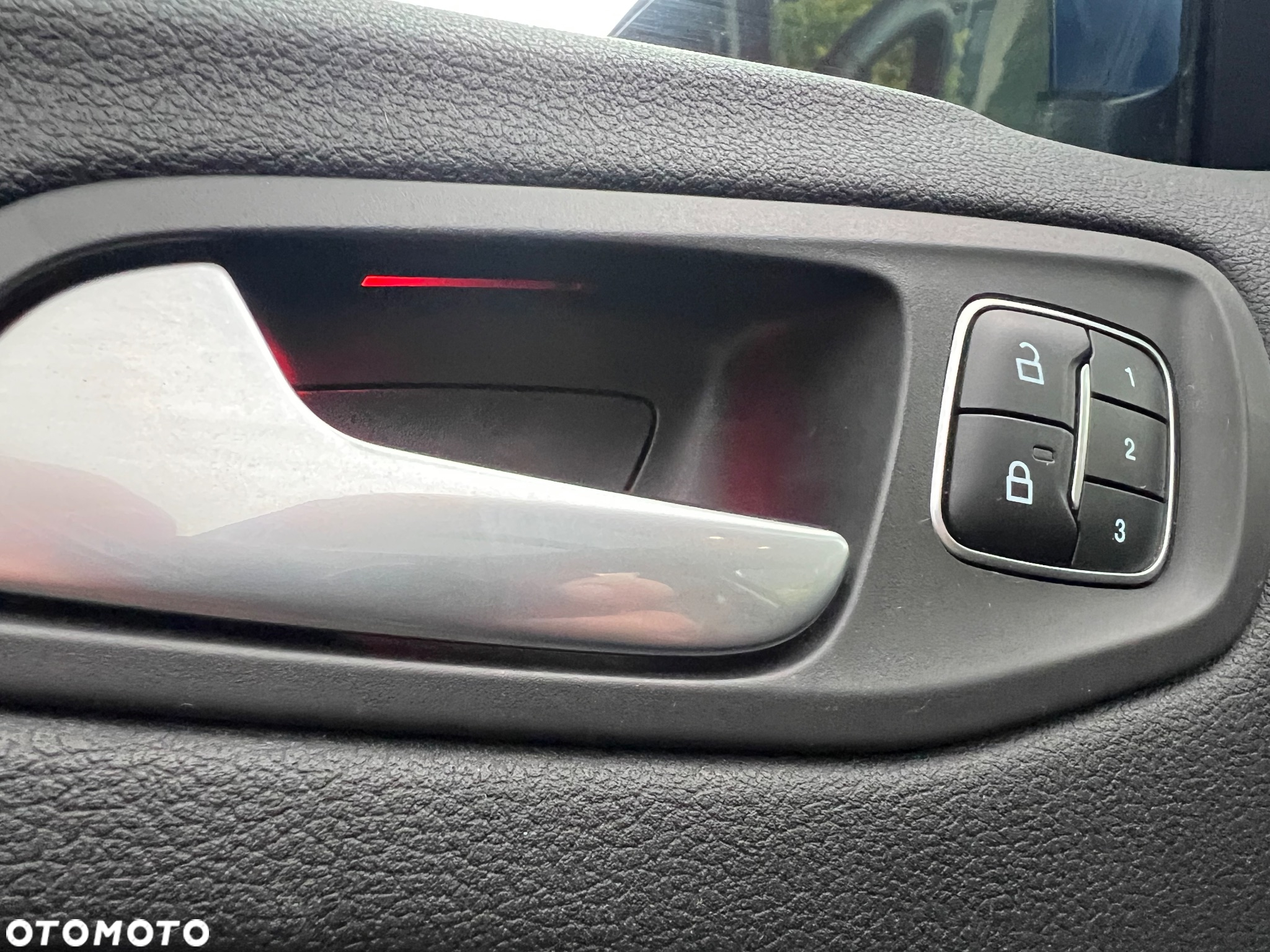 Ford Kuga 1.5 EcoBoost 4WD Titanium - 39