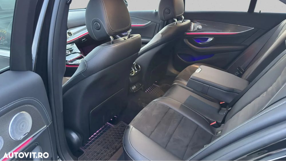 Mercedes-Benz E 220 d 4MATIC 9G-TRONIC AMG Line - 14